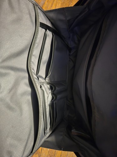 Tumi alpha compact wheel - 4,