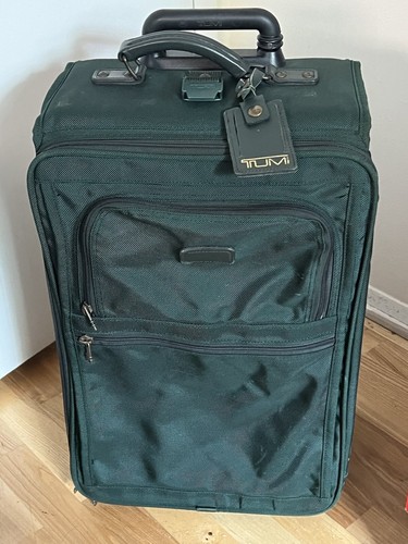 Read tumi classic - tumi,