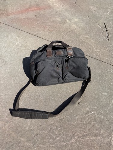 Tumi alpha bravo duffle bag - tumi,
