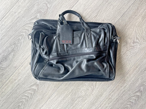 Tumi alpha carryall bag black - tumi,