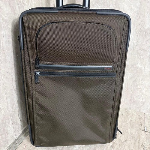 Rare color tumi alpha suitcase - alpha,